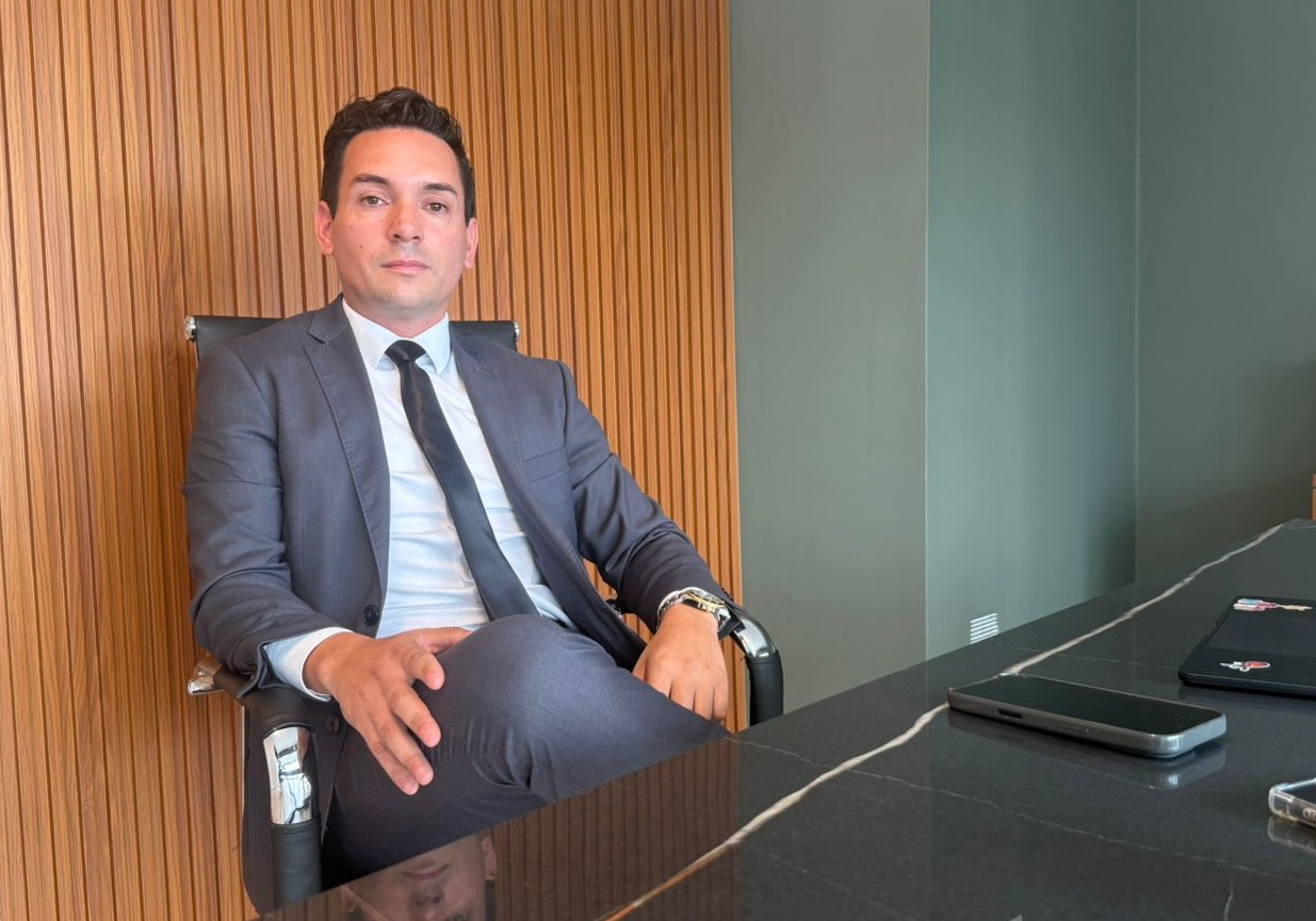 Celulares en cárceles: ni “call center del delito” ni cárcel de silencio